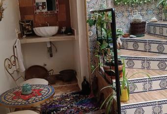 Chez Fatima has Balcony rooms