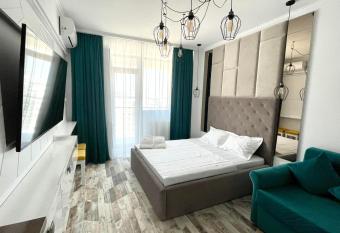 NOVSEE Luxury Studio Mamaia Nord has Balcony rooms