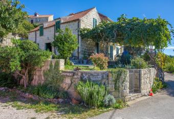 Country House Bakicevo has Balcony rooms