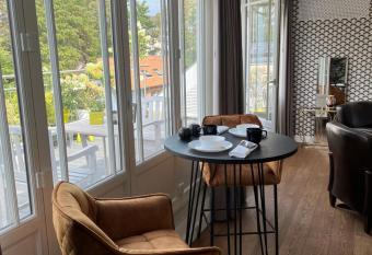 Rooftop terrace suite allows 18 year olds to book a room