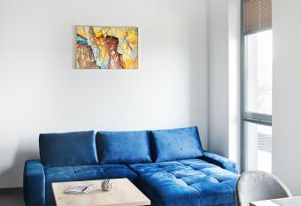 Apartamenty Dworcowa 60 allows 18 year olds to book a room