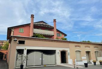 Aury & Ester Casa Vacanze has Balcony rooms