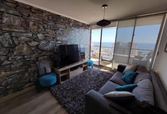 Departamento Conc  n Vista Montemar II allows 18 year olds to book a room