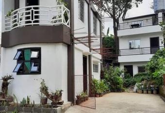 Marina Transient House has Balcony rooms