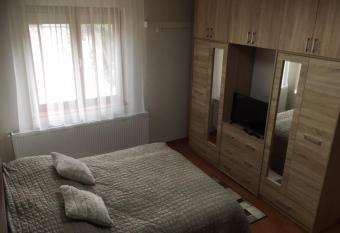 Thaly 5 has Balcony rooms