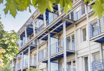GUESTHOUSE ZURZACH - Self Check-in has Balcony rooms