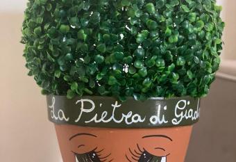 La Pietra di Giada has Balcony rooms