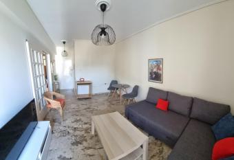 ArisMari Spacious Apartment has Balcony rooms