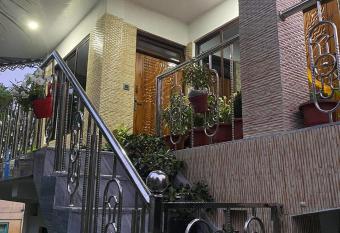 Happy Homestay Sittong has Smoking/Balcony rooms