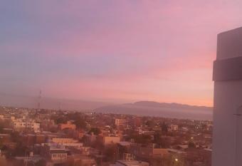 DEPARTAMENTO CENTRICO Y LUMINOSO allows 18 year olds to book a room