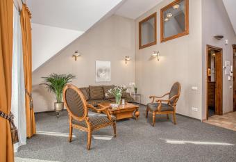 White Lily Apartment allows 18 year olds to book a room