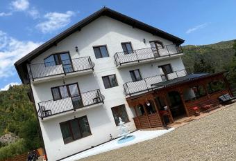 Casa Marci Teo has Balcony rooms