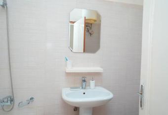 Keur mariama has Balcony rooms