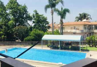 Etna&pool la perla verde has Balcony rooms