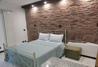 La Fortezza di Gavi - allows 18 year olds to book a room