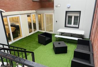 MINA GREEN HOUSE has Balcony rooms