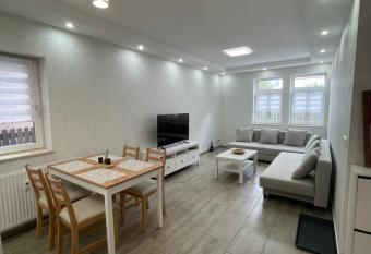 Ferienwohnung allows 18 year olds to book a room