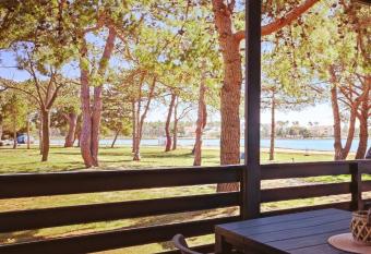 Mobilhome M46 Privlaka  has Balcony rooms