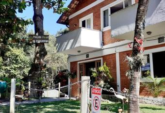 Pousada Pomar De Manguinhos allows 18 year olds to book a room