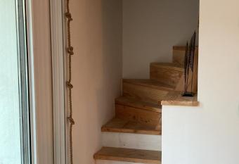 Location g  te allows 18 year olds to book a room