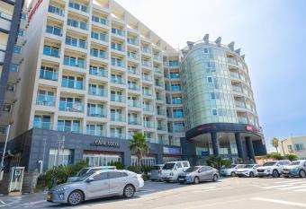 Hamdeok Beach Stay Jeju has Balcony rooms