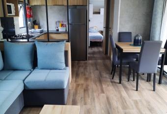 Mobil home neuf, tout confort, aux Dunes de Contis has Balcony rooms