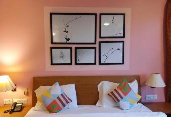 Hotel Sangria has Balcony rooms