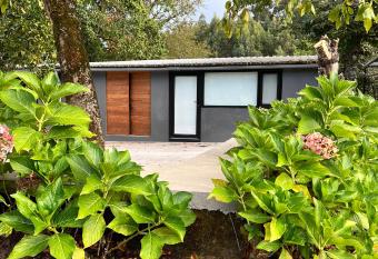 Baiona Valley Hideaway Near Beach has Balcony rooms