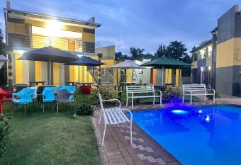 Platinum Guest lodge Germiston allows 18 year olds to book a room