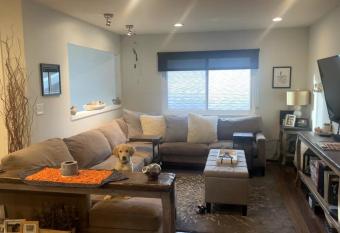 Pet friendly in Boulder! Minutes from CU & Pearl! has Balcony rooms