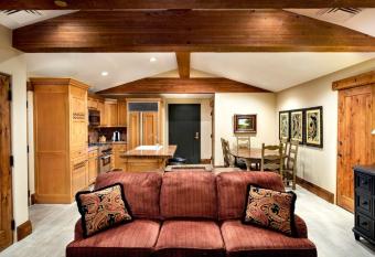 Two Bedroom Suite apartment hotel has Balcony rooms