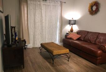 Lovely 1-bedroom rental space with free parking has Balcony rooms