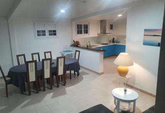 LES 4L has Balcony rooms