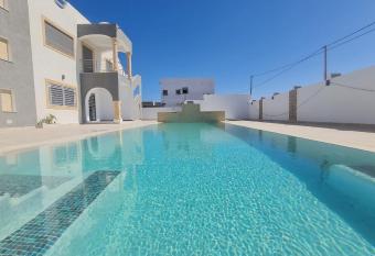 Diars El Loulou has Balcony rooms