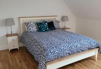 Waterdale Lodge allows 18 year olds to book a room