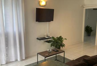 Finest Accommodation Marley Manor Apt # 513 Ground Floor 6 Marley Rd Kgn 6 has Balcony rooms