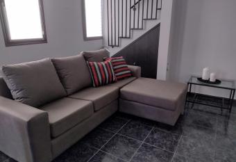 Apartamento Agur cerca del Arena Stadium allows 18 year olds to book a room