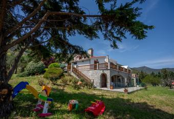 Sea Vista has Balcony rooms