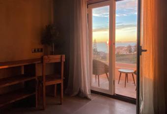 Azenhas do Mar Valley House has Balcony rooms