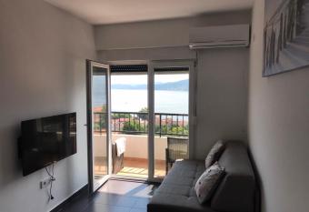 Tamaris house has Balcony rooms