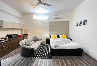 BedChambers Serviced Apartment, Jubilee Hills has Balcony rooms
