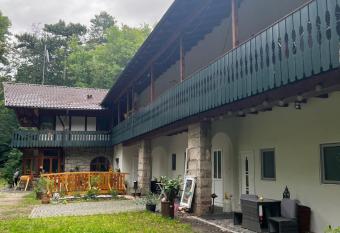 Nina Apartments has Balcony rooms