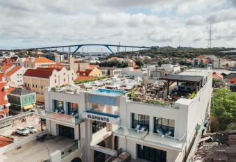 Elements Hotel & Shops Cura  ao allows 18 year olds to book a room