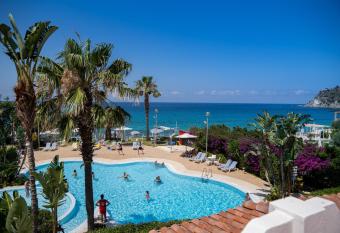 Hotel Ipomea Club has Balcony rooms