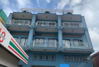 Bolton Hotel has Smoking/Balcony rooms