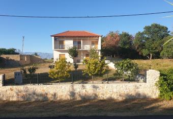 Impeccable 2-Bed House in Privlaka Croatia has Balcony rooms