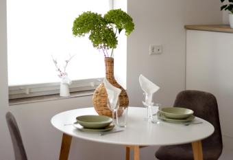 Pfeffer s kleine Ferienwohnung allows 18 year olds to book a room