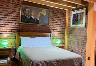 Casa Diez-59 Guanajuato Capital has Balcony rooms