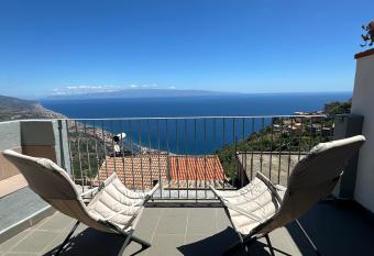 Al Vicoletto House has Balcony rooms