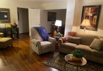 Lake Murray House has Balcony rooms